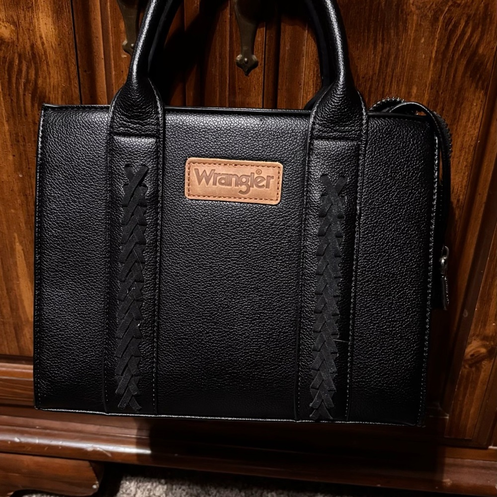 Wrangler Black Tote with Brown Accent